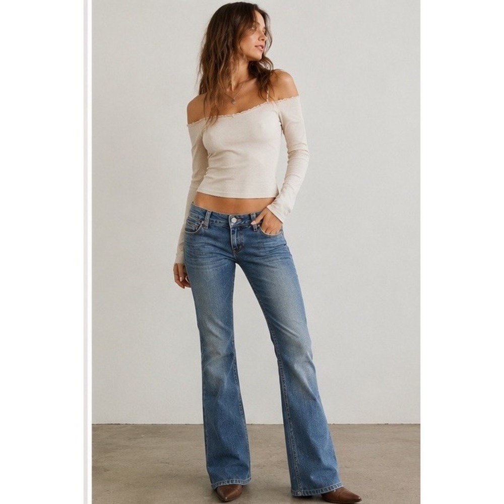 Bullhead Medium Blue Flare Jeans